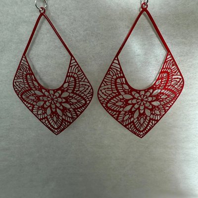 Lightweight hypoallergenic earrings - safe for metal allergies - Image 3