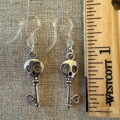 Allergy-friendly earrings - hypoallergenic materials - Image 2