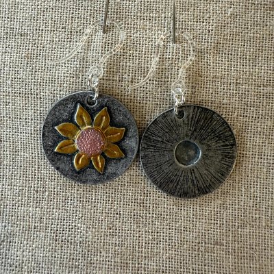 Allergy-friendly earrings - hypoallergenic materials - Image 2