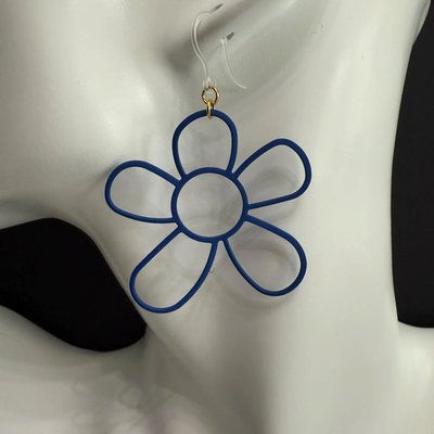 Lightweight hypoallergenic earrings - safe for metal allergies - Image 4