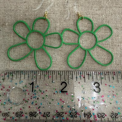 Lightweight hypoallergenic earrings - safe for metal allergies - Image 3