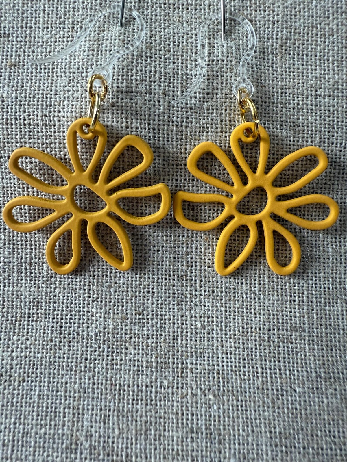 Allergy-Friendly Earrings - Gentle on Sensitive Skin