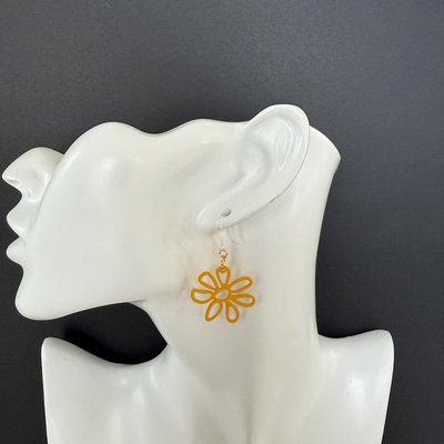 Lightweight hypoallergenic earrings - safe for metal allergies - Image 5