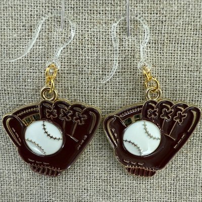 Hypoallergenic earrings for sensitive ears