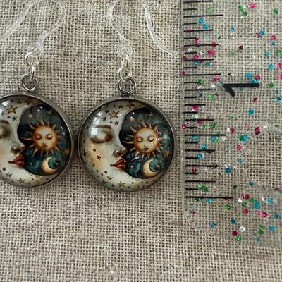 Lightweight hypoallergenic earrings - safe for metal allergies - Image 3