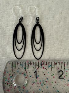 Hypoallergenic earrings for sensitive ears - Image 2